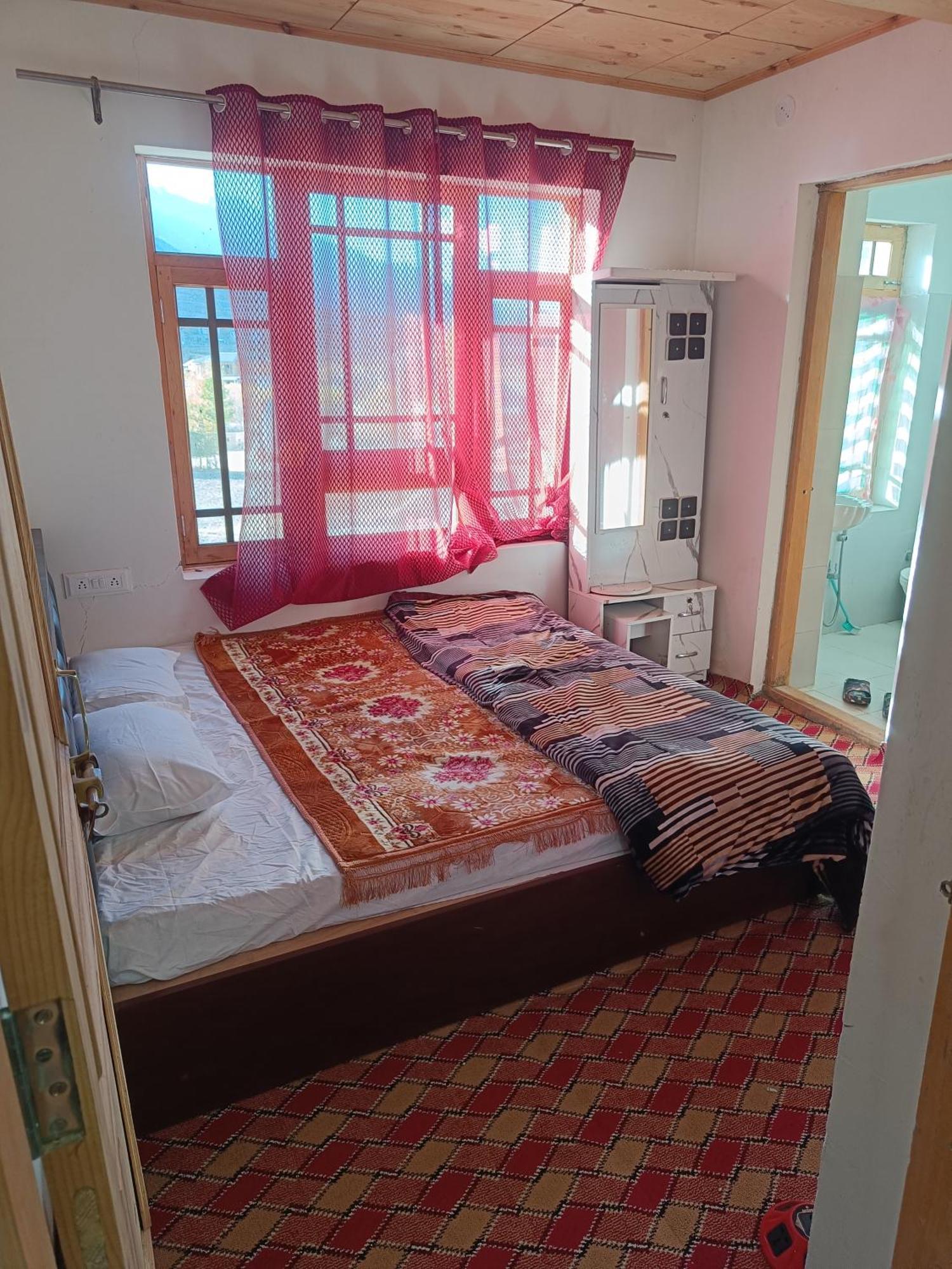 Konka Guest House Padam 외부 사진
