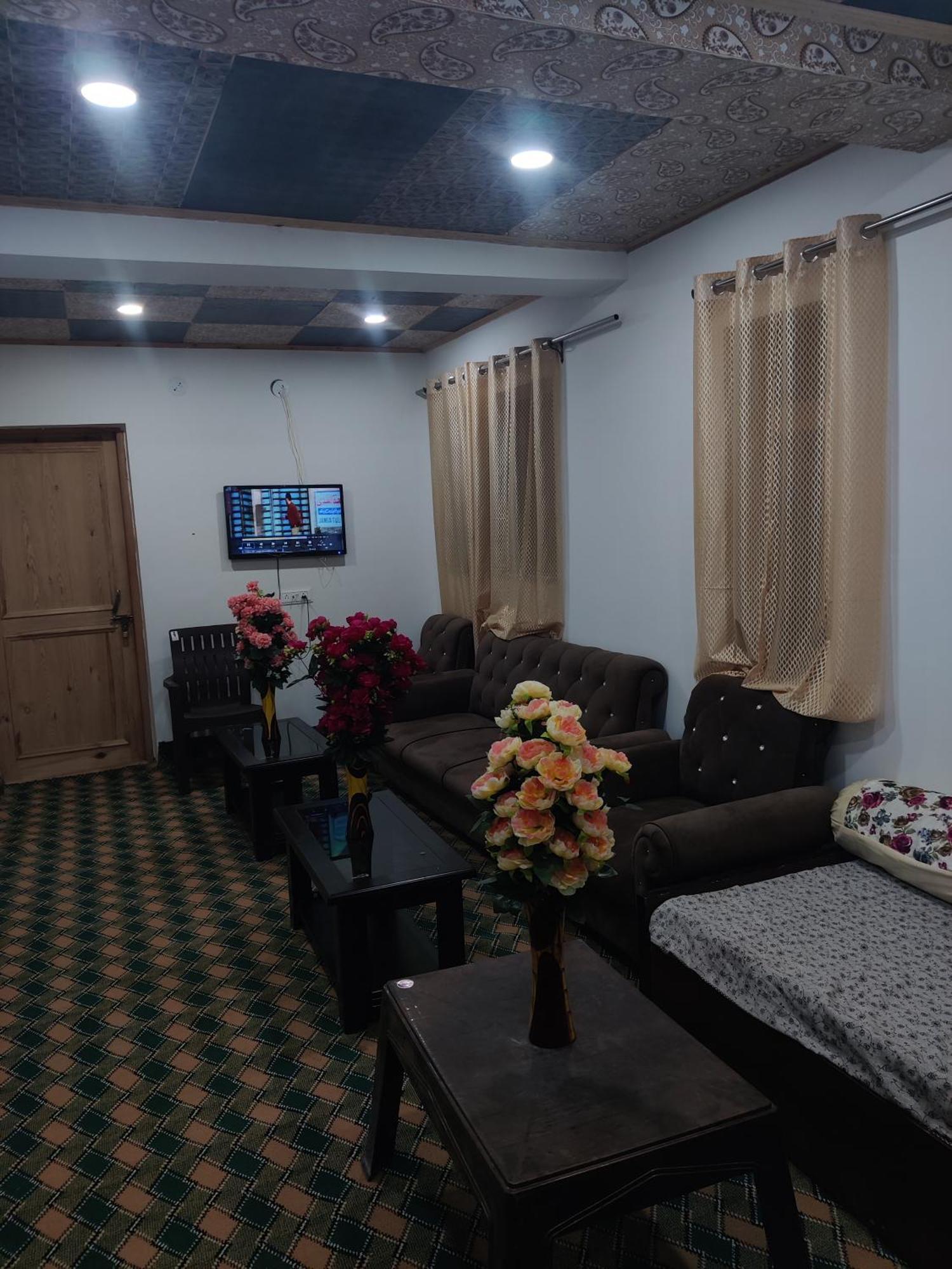 Konka Guest House Padam 외부 사진
